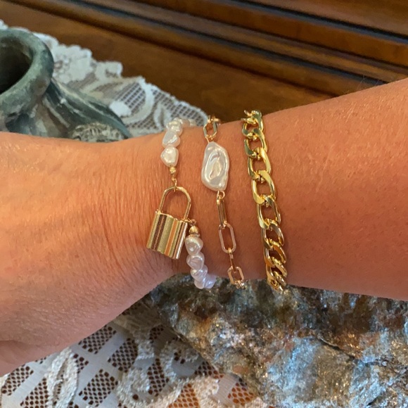 Baroque pearl bracelet set, gold tone 6.75-8.75” - Picture 4 of 7